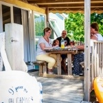 Terrasse couverte - Camping 4 étoiles Guérande