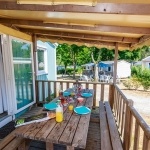 Terrasse couverte - Camping 4 étoiles Guérande