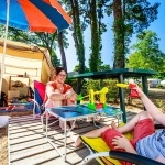 Cabanon emplacement privilège - électricité + équipement - Camping 4 étoiles Guérande