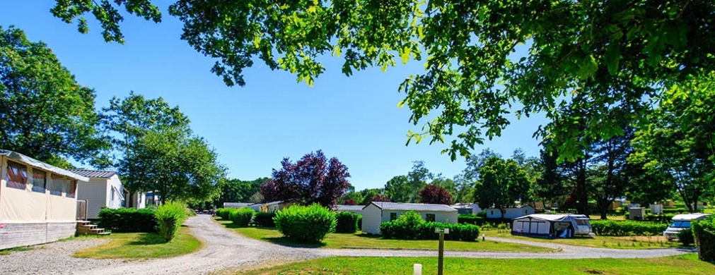 Quels sont les moyens de paiement acceptés chez Eden Villages ?